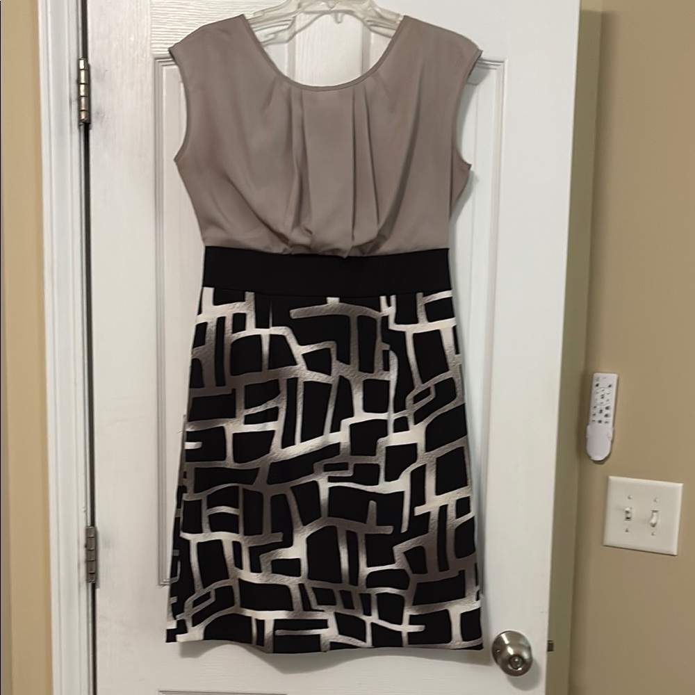 Alyx Brown Sheath Midi Dress with Cap Sleeves